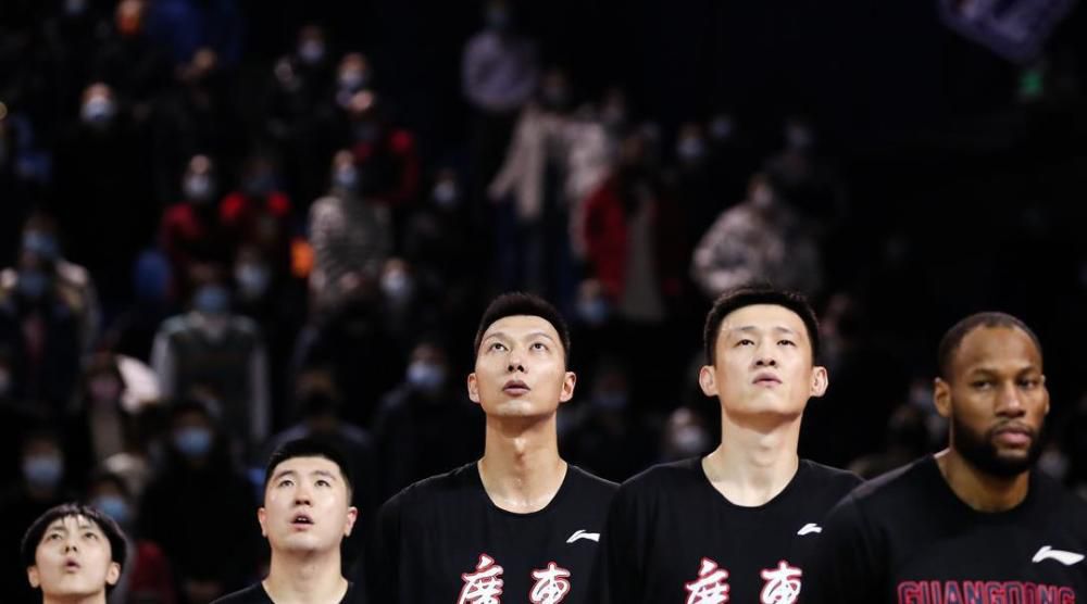 在新曝光的《X战警：天启》的概念图里，我们能看到万磁王的能力升级，控制了很多本身 PG ONE粉与漫威万磁王粉掀骂战 迪士尼：将调查 2017-09-07 因网综《中国有嘻哈》爆红的歌手PG One一直有个绰号叫“万磁王”，与美国漫威系列中的超级英雄重名。